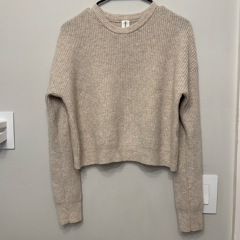 Like New Crop Sweater